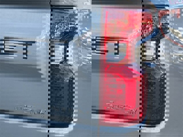 Used 2025 Chevrolet Silverado 1500 Custom Trail Boss w/ LPO, Dark Essentials Package image 7