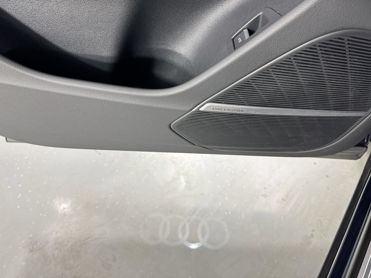 Used 2025 Audi Q8 Premium Plus w/ Premium Plus Package AWD/4WD image 17