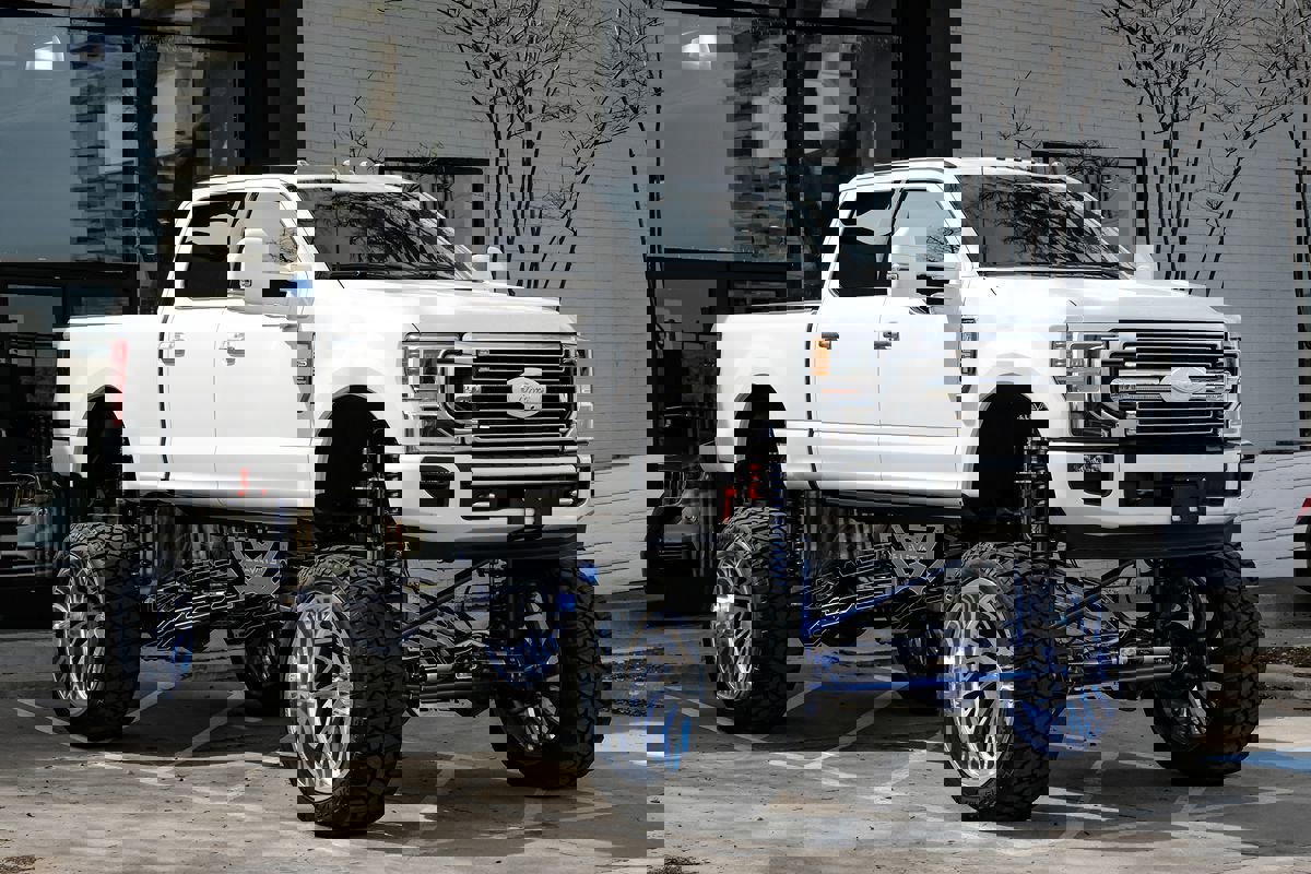 Used 2022 Ford F250 Limited image 7