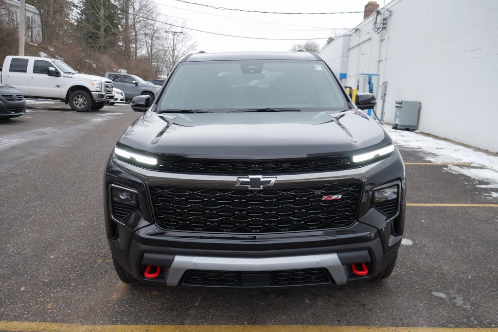 New 2026 Chevrolet Traverse Z71 w/ Enhanced Driving Package image 3