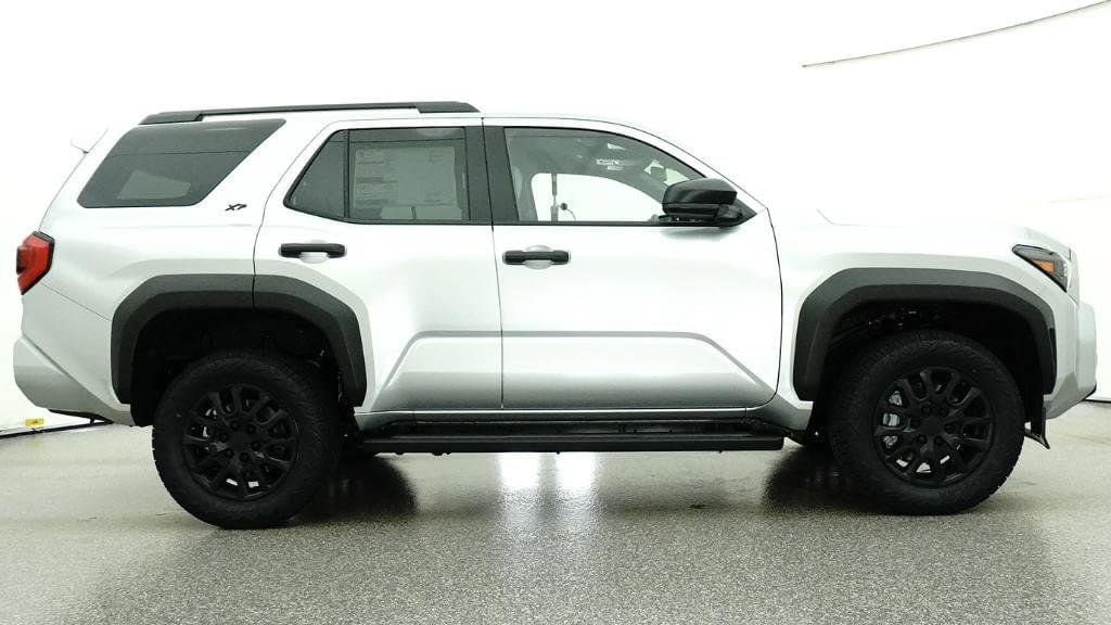 Used 2026 Toyota 4Runner SR5 RWD image 27
