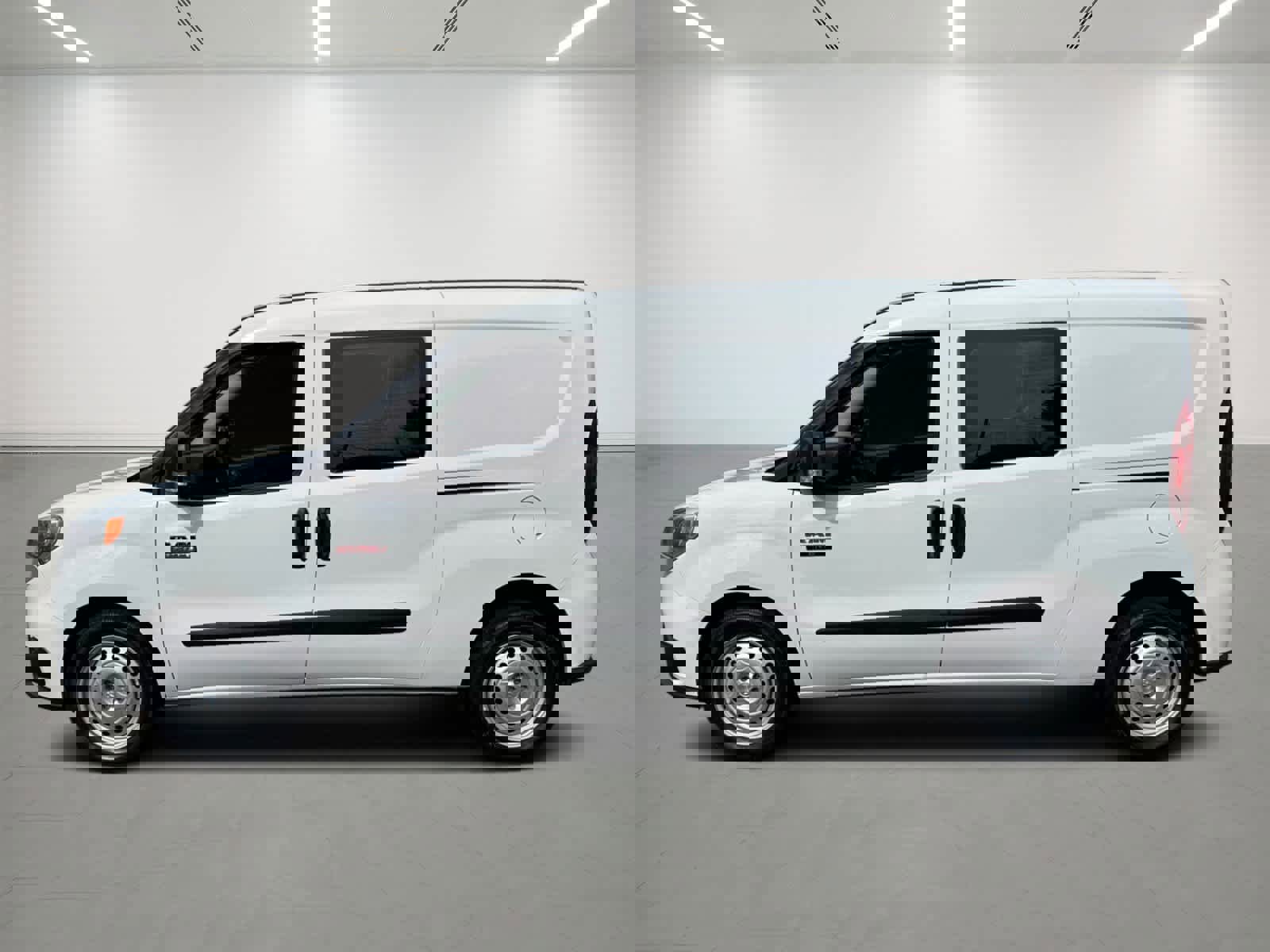 Used 2022 RAM ProMaster City Tradesman image 3