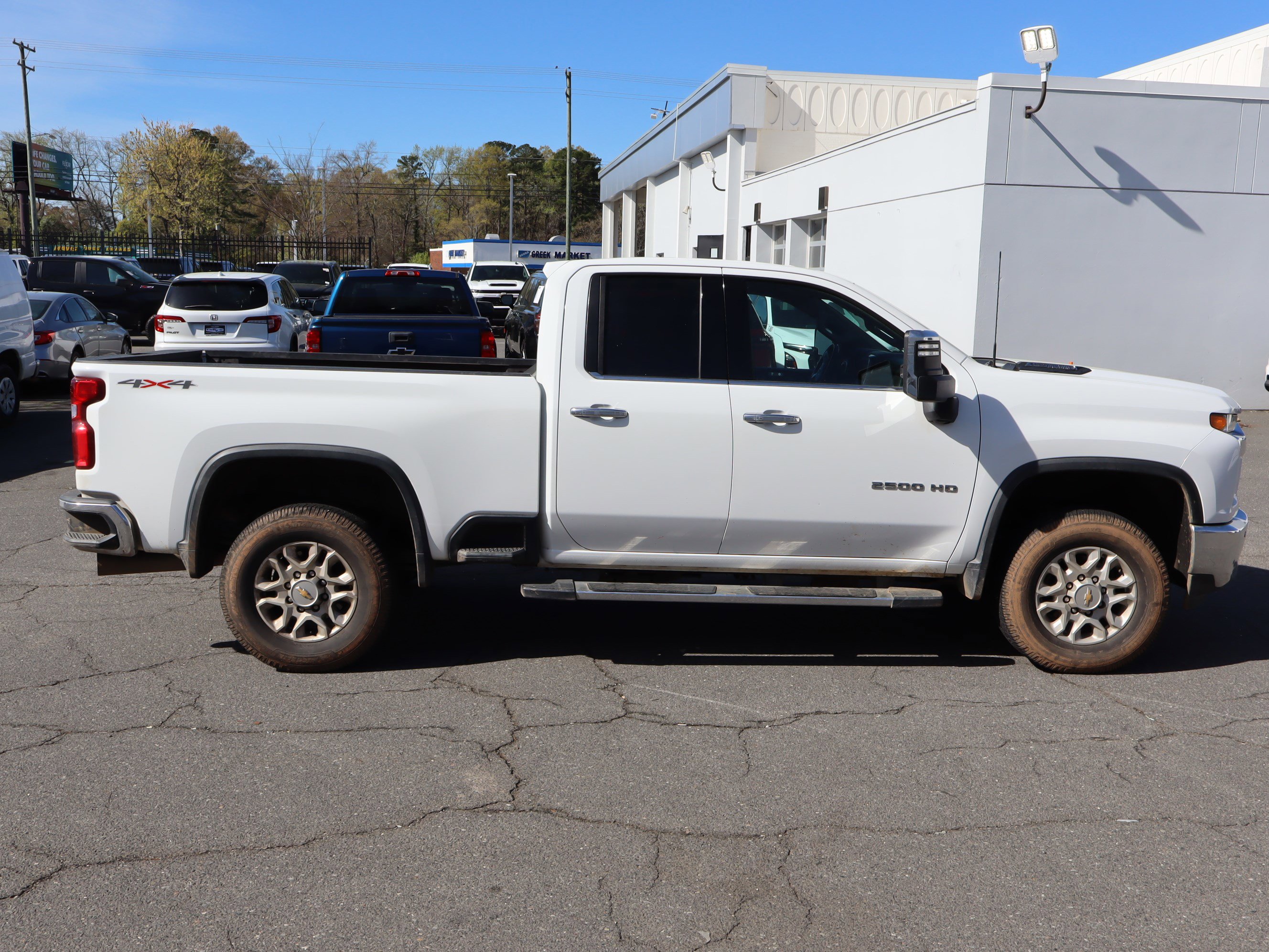 Used 2022 Chevrolet Silverado 2500 LTZ w/ Safety Package image 11