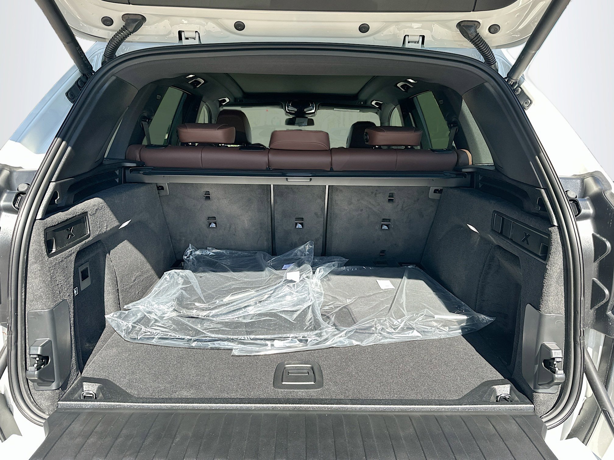 New 2026 BMW X5 xDrive40i w/ Premium Package AWD/4WD image 21