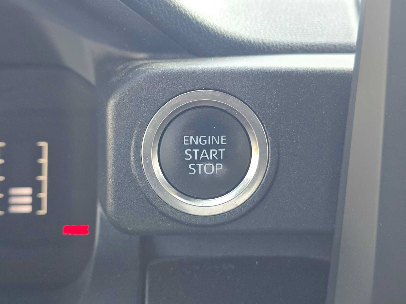 Used 2026 Toyota 4Runner SR5 RWD image 33