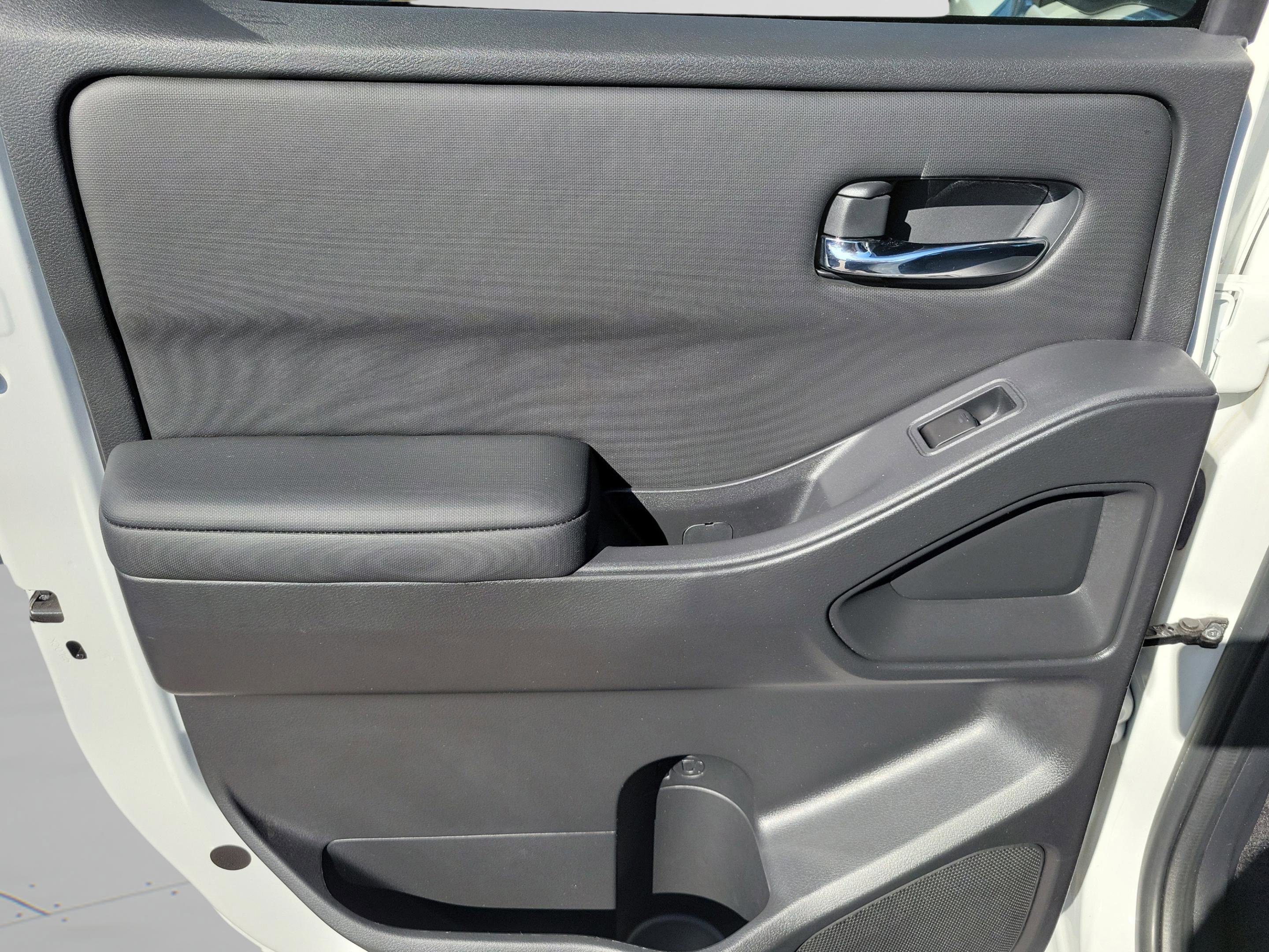 Certified 2023 Nissan Frontier SV w/ Technology Package image 12