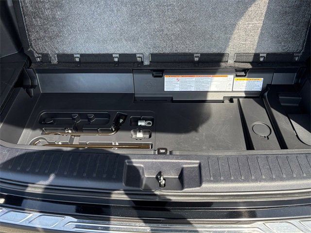 Used 2023 Toyota Highlander LE image 33