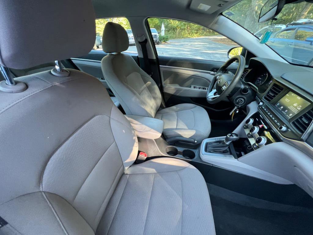 Used 2019 Hyundai Elantra SEL image 23