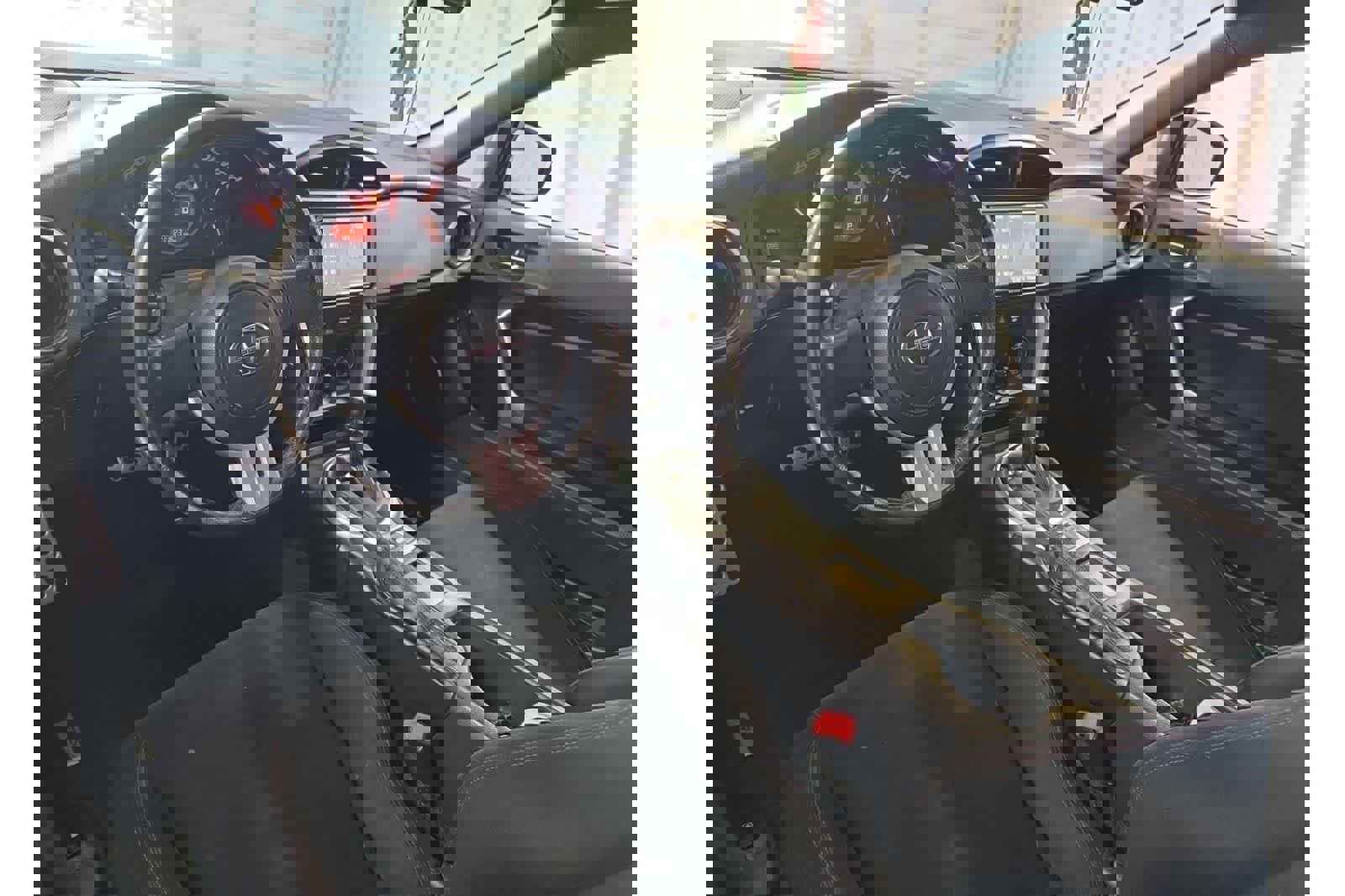 Used 2016 Scion FR-S image 10