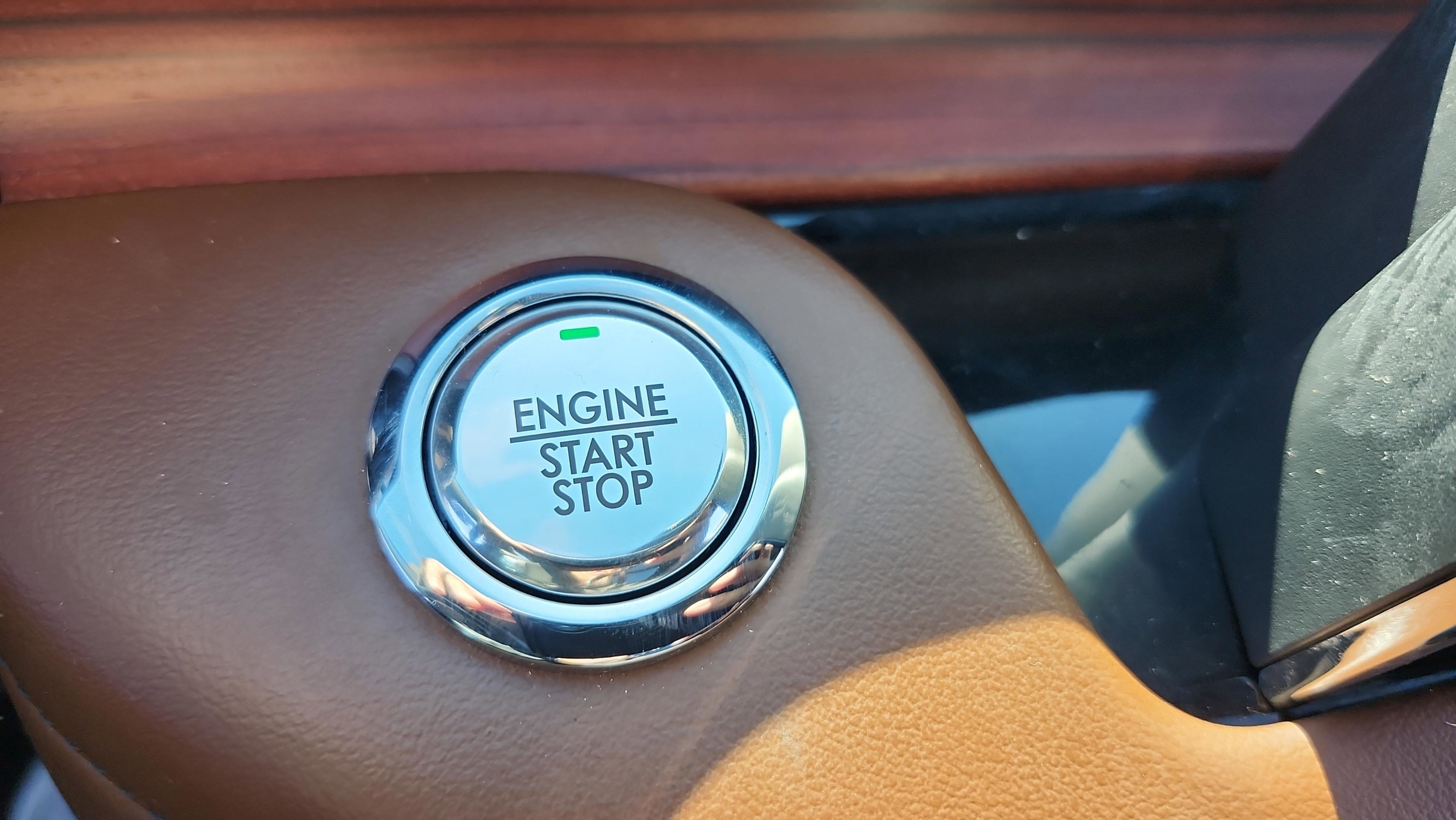 Used 2021 Lincoln Aviator Reserve w/ Equipment Group 208A image 38