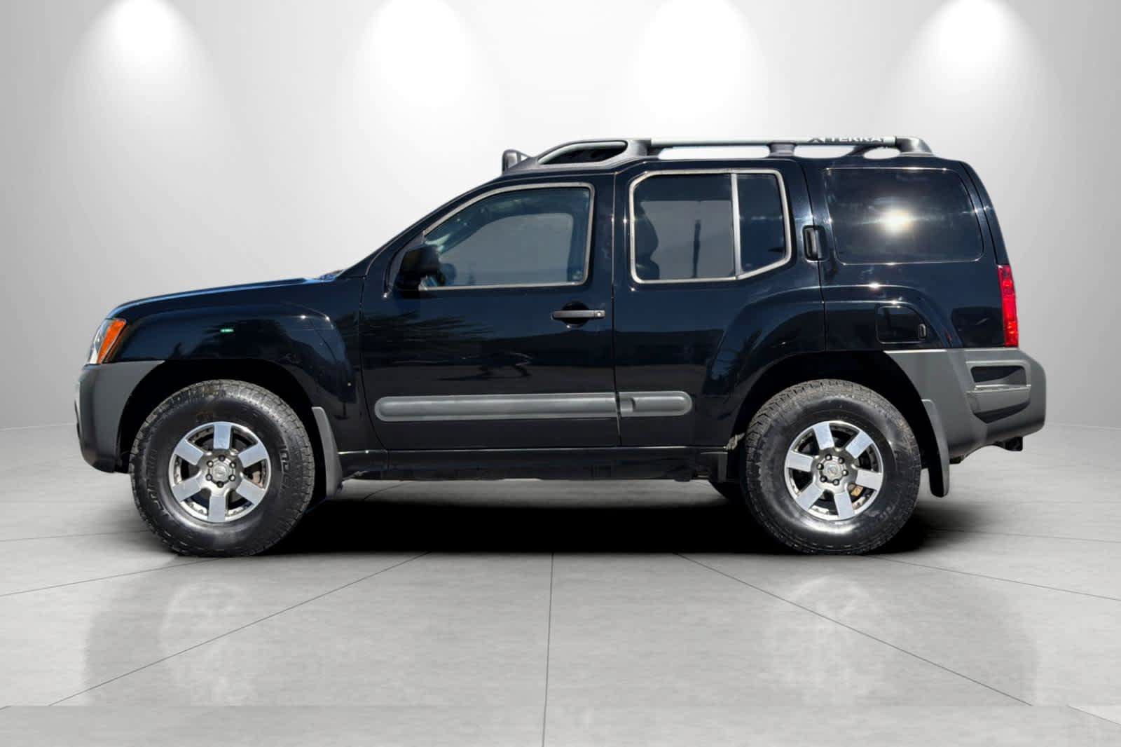 Used 2011 Nissan Xterra PRO-4X w/ Pro-4x Leather Pkg AWD/4WD image 5