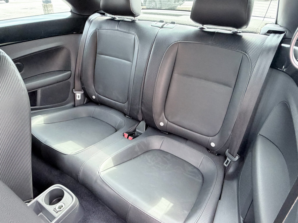 Used 2013 Volkswagen Beetle 2.5 FWD image 21