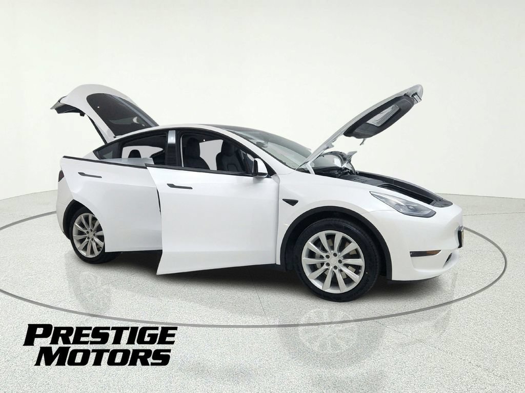 Used 2021 Tesla Model Y Long Range AWD/4WD image 15