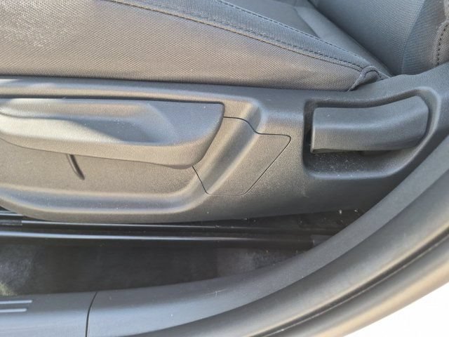 Used 2025 Kia Niro LX FWD image 14