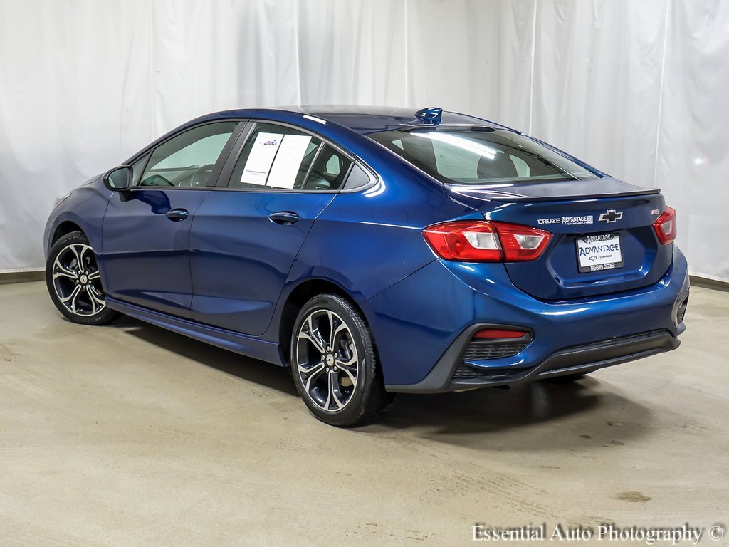 Certified 2019 Chevrolet Cruze LT w/ RS Package image 8