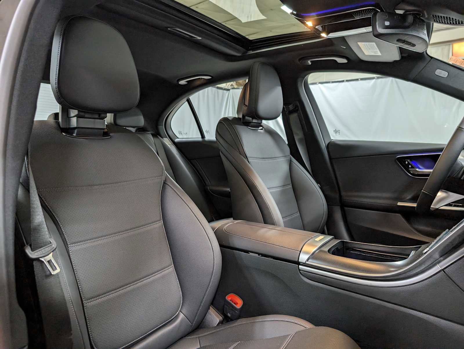 Used 2025 Mercedes-Benz C 300 4MATIC Sedan image 13