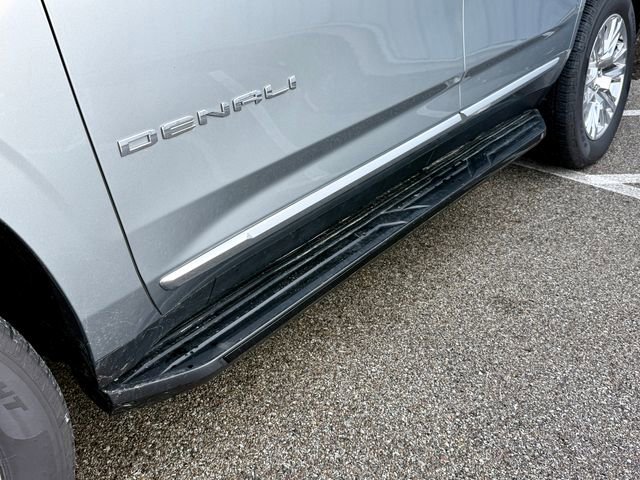 Used 2024 GMC Yukon Denali w/ Advanced Technology Package AWD/4WD image 30