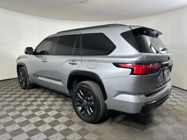 Used 2024 Toyota Sequoia Capstone image 5