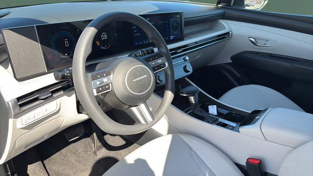 Used 2026 Hyundai Tucson SEL image 19