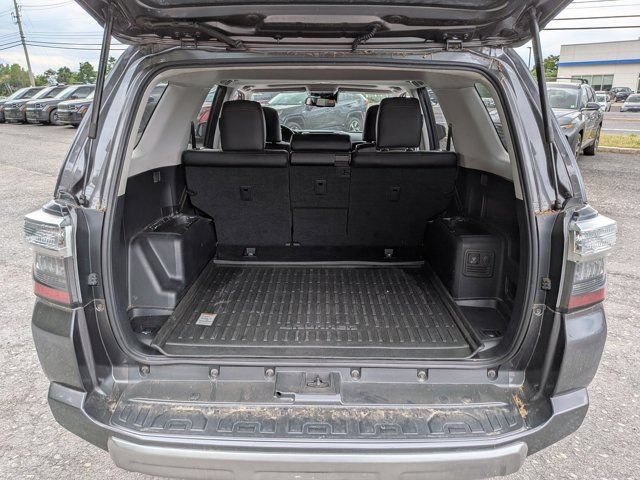 Certified 2020 Toyota 4Runner TRD Off-Road Premium w/ Moonroof Package AWD/4WD image 5