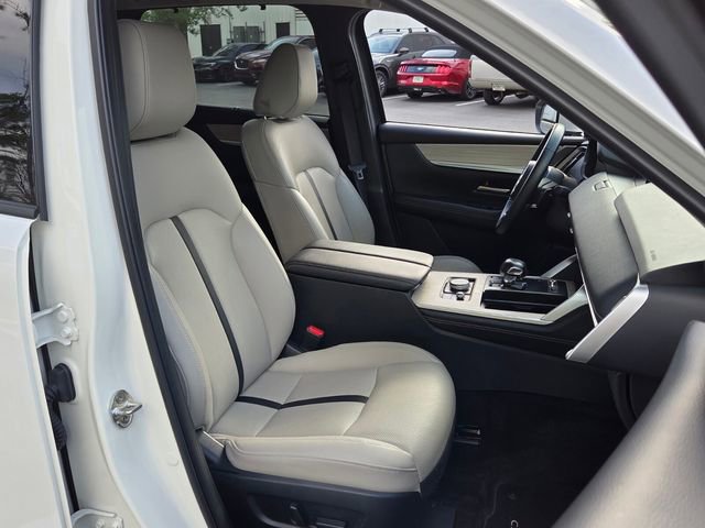 Used 2024 MAZDA CX-90 Plug-In Hybrid w/ Preferred AWD/4WD image 19