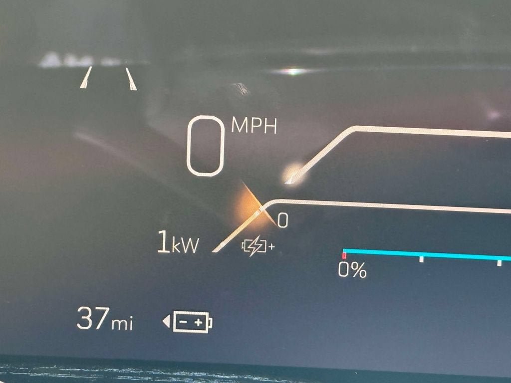New 2025 Cadillac Escalade IQ Luxury 1 AWD/4WD image 4