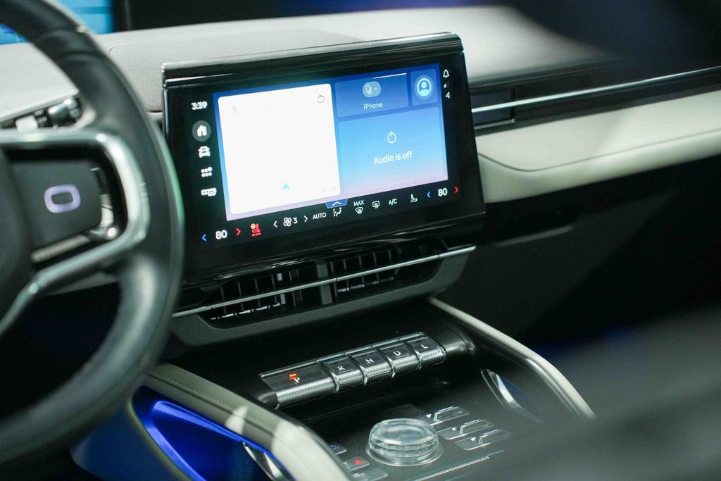 Used 2024 Lincoln Nautilus Reserve w/ Equipment Group 202A image 28