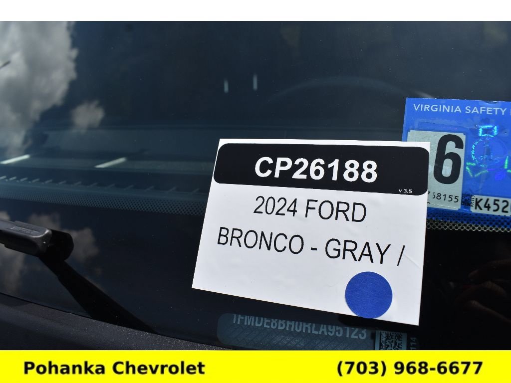Used 2024 Ford Bronco Outer Banks AWD/4WD image 36