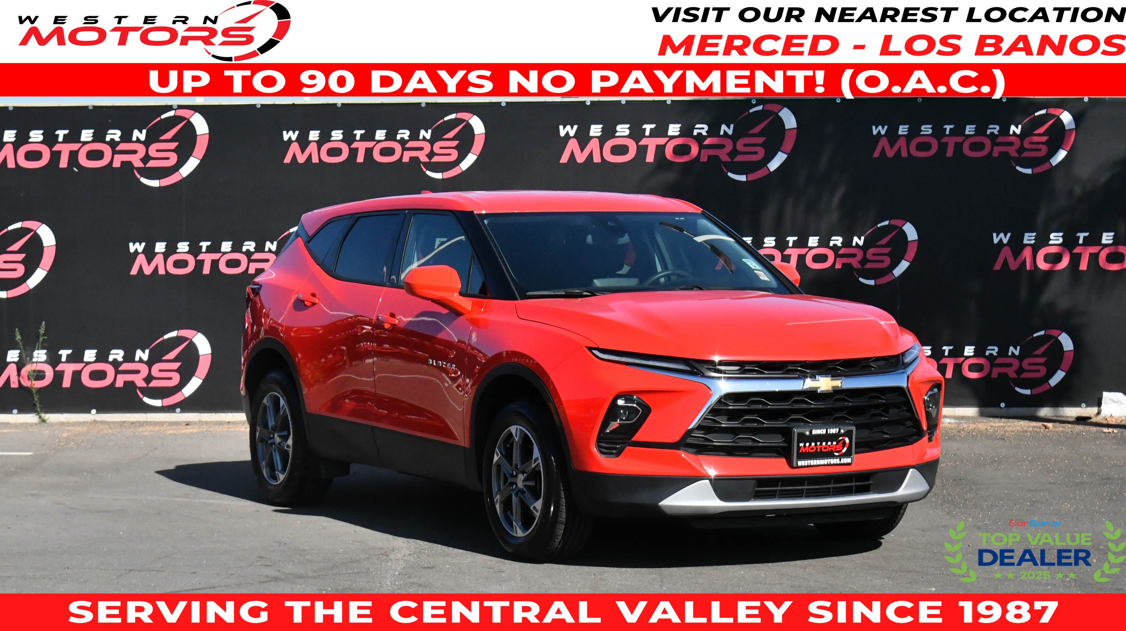 Used 2025 Chevrolet Blazer LT FWD image 1