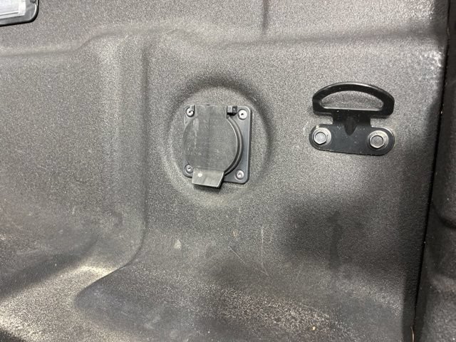 Used 2023 Nissan Frontier PRO-4X w/ Pro Convenience Package AWD/4WD image 47