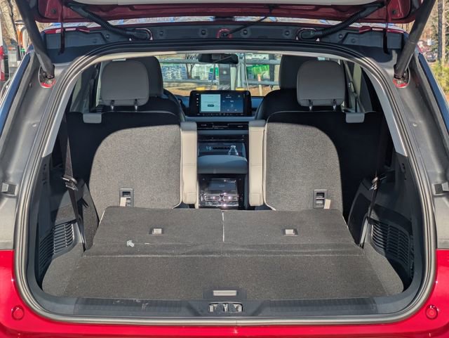 New 2026 Lincoln Aviator 2WD image 8