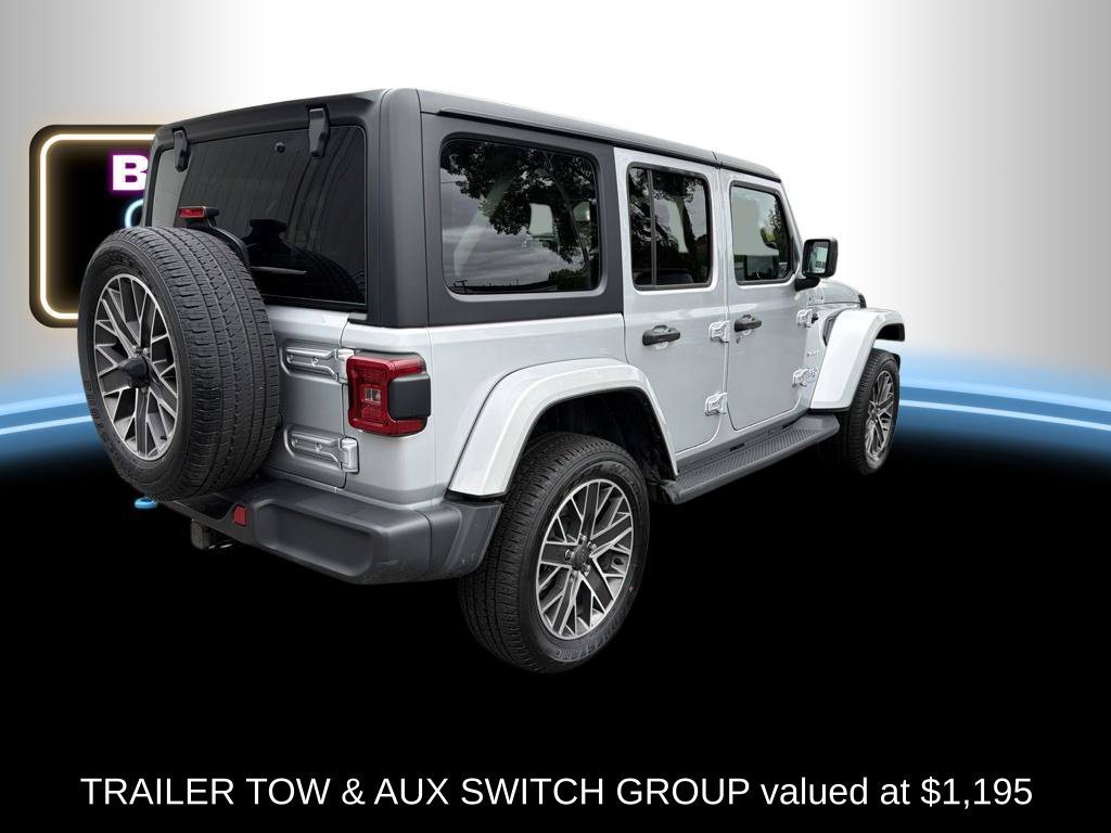Certified 2023 Jeep Wrangler Unlimited Sahara w/ Cold Weather Group AWD/4WD image 3