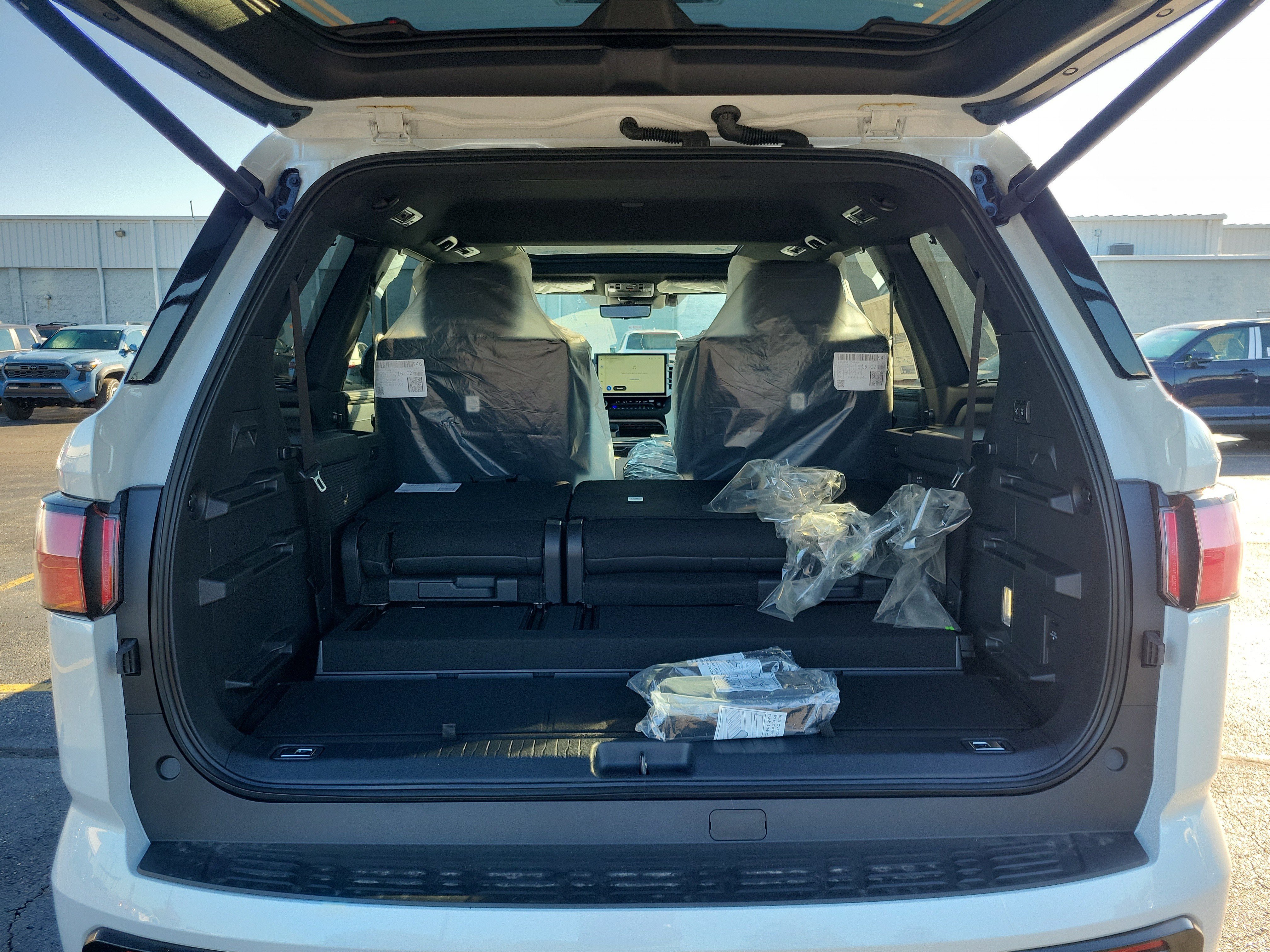 New 2026 Toyota Sequoia Platinum w/ Tow Technology Package AWD/4WD image 8
