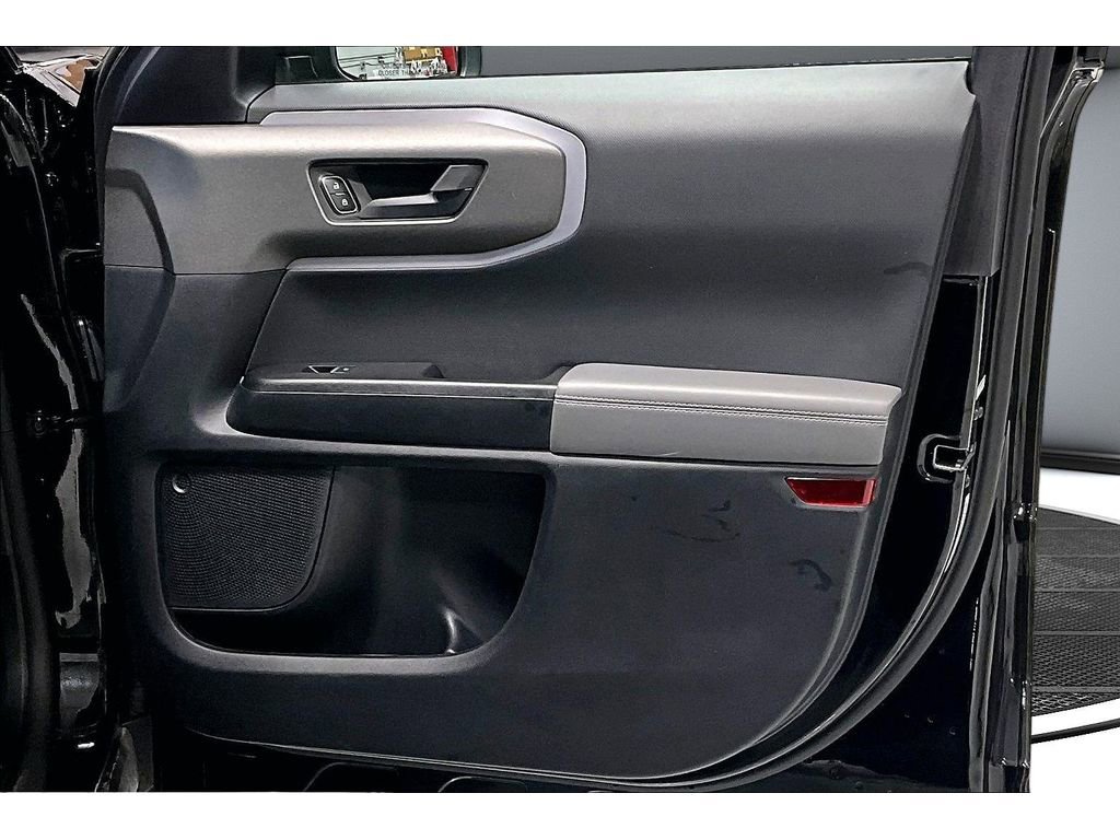 Used 2025 Ford Bronco Sport Badlands image 25