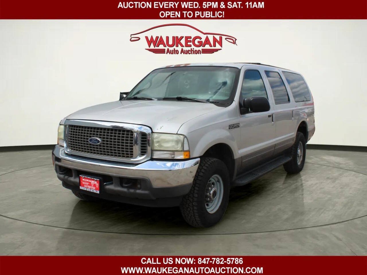 Used 2002 Ford Excursion XLT AWD/4WD image 1