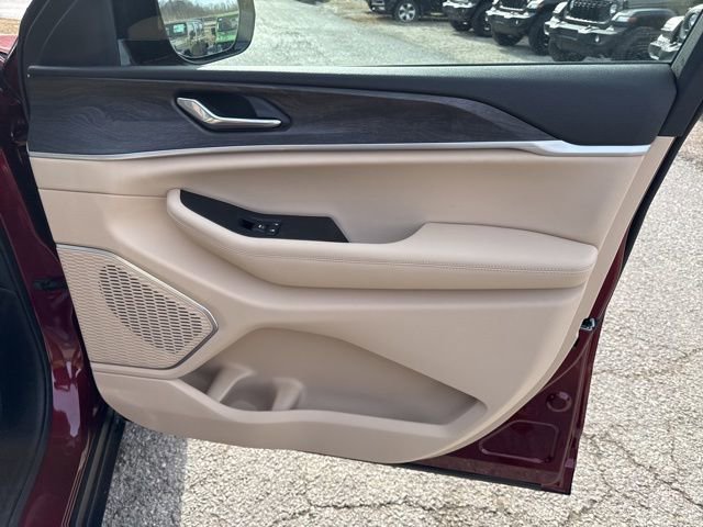 New 2026 Jeep Grand Cherokee Limited AWD/4WD image 29