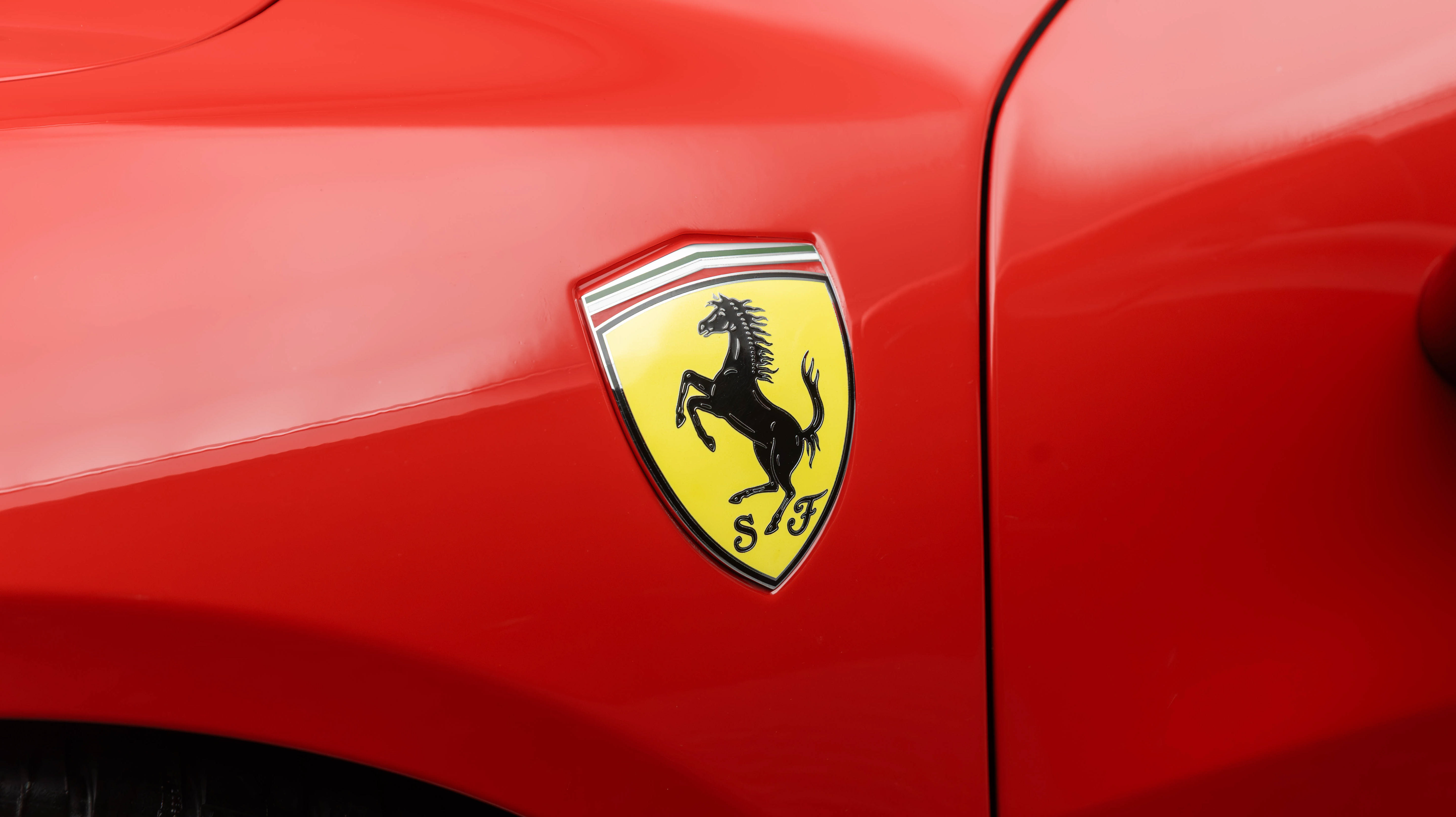Certified 2025 Ferrari 296 GTS RWD image 61