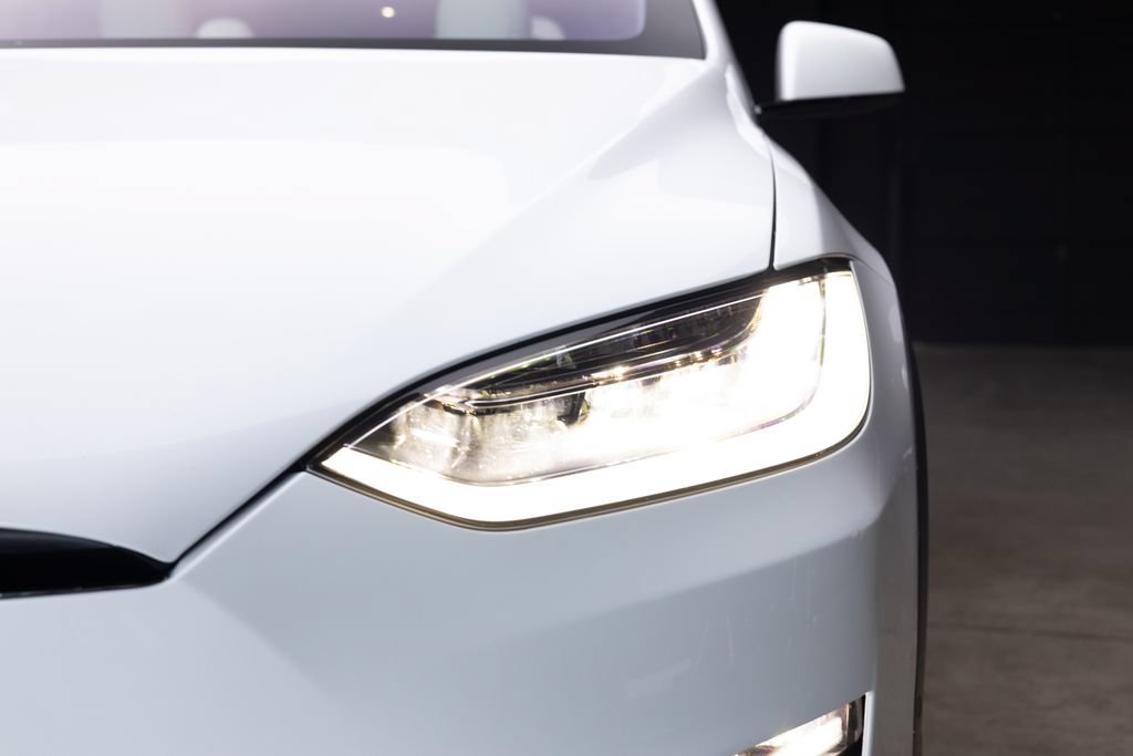 Used 2023 Tesla Model X Plaid AWD/4WD image 5