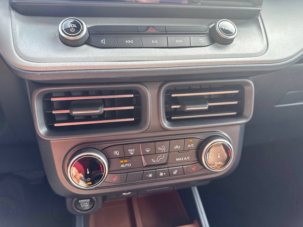 Used 2022 Ford Maverick Lariat w/ Lariat Luxury Package AWD/4WD image 23