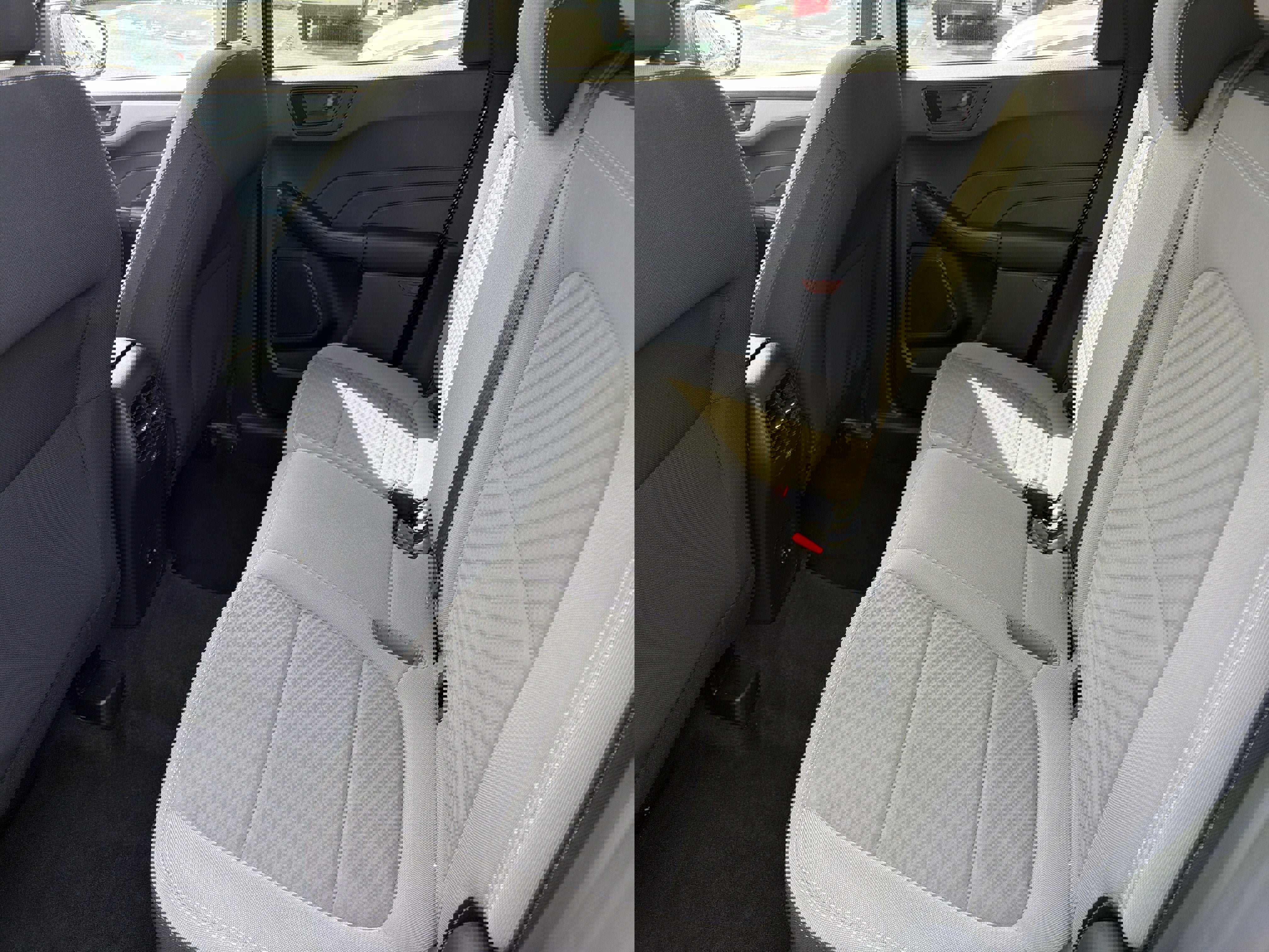 Used 2022 Ford Escape SE w/ Cold Weather Package image 22