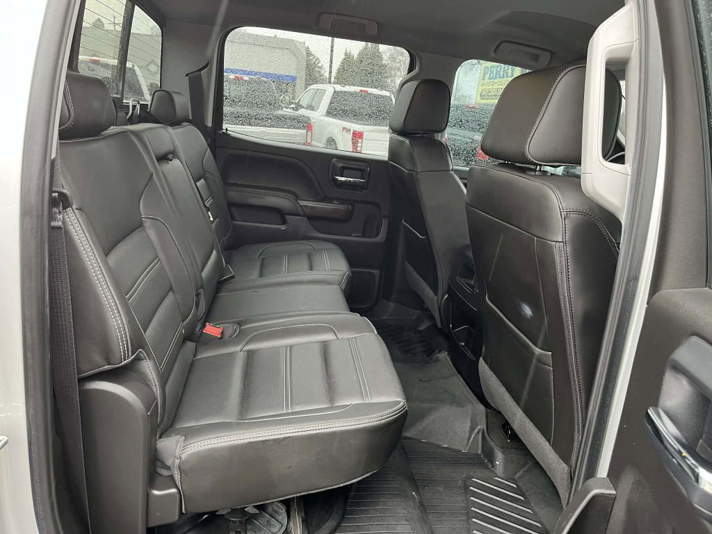 Used 2018 GMC Sierra 3500 Denali w/ Duramax Plus Package image 32