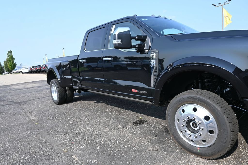 New 2026 Ford F450 Platinum w/ Platinum Plus Package AWD/4WD image 7