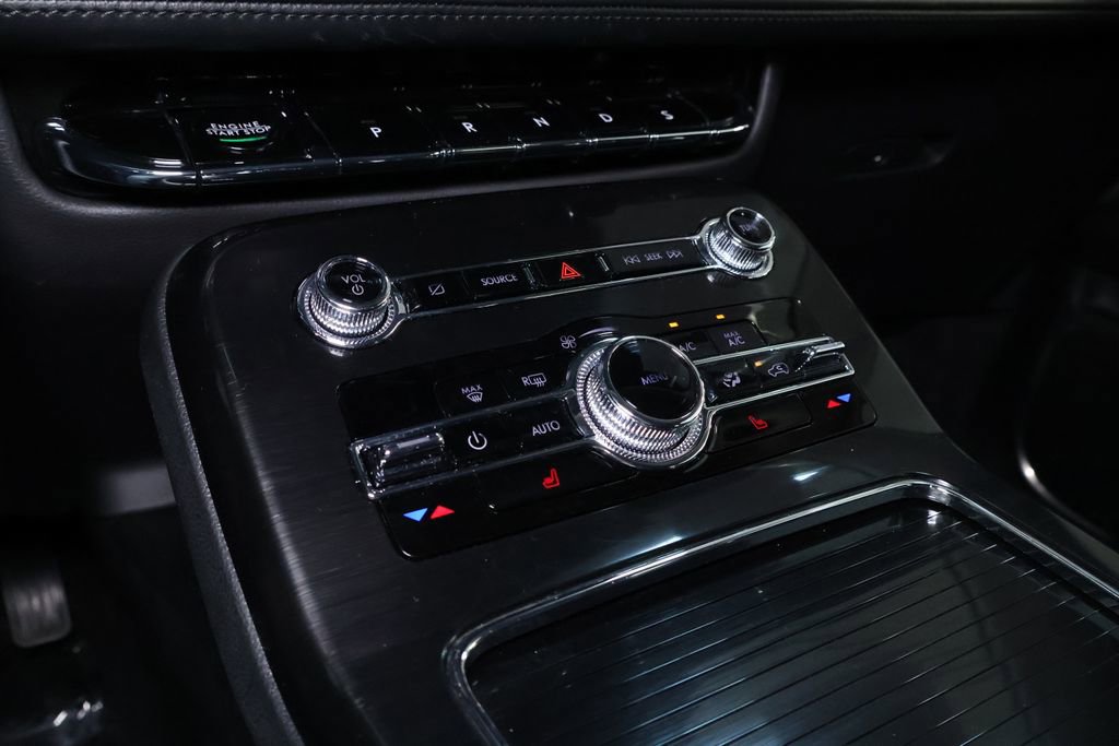 Used 2023 Lincoln Nautilus AWD w/ Premium Package image 32