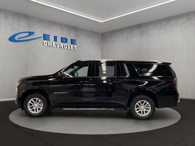 New 2026 Chevrolet Suburban LT w/ Comfort Package AWD/4WD image 7