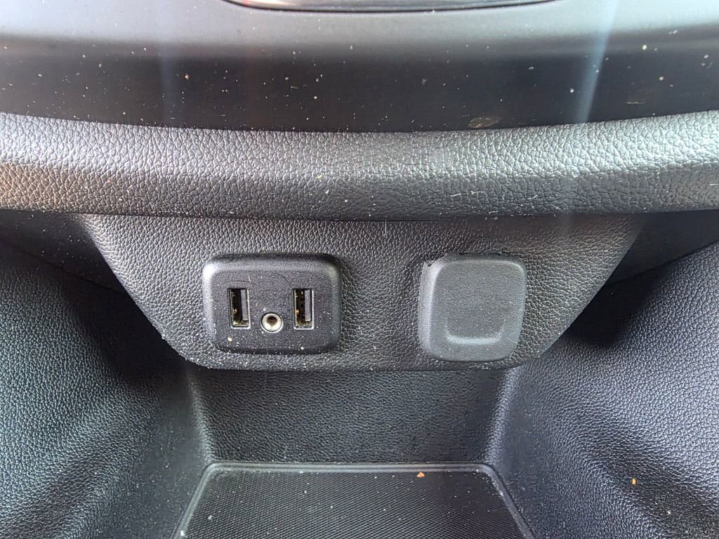 Used 2021 Chevrolet Traverse LT image 6