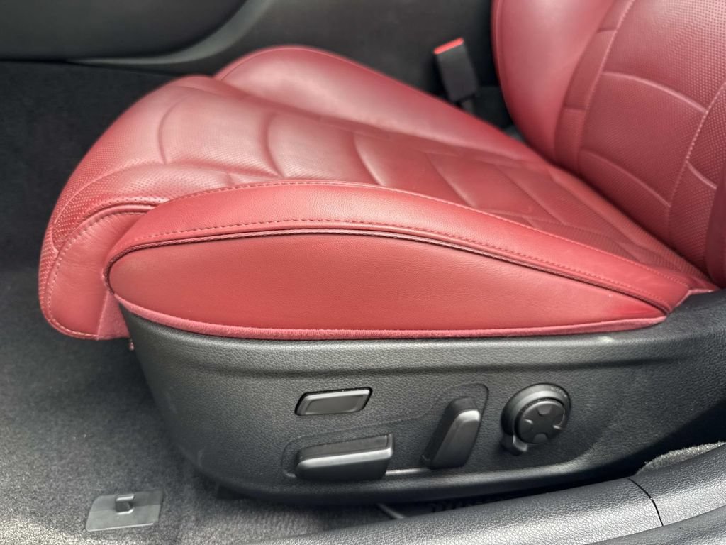 Used 2022 Kia Stinger GT2 w/ Red Interior Color Package RWD image 20