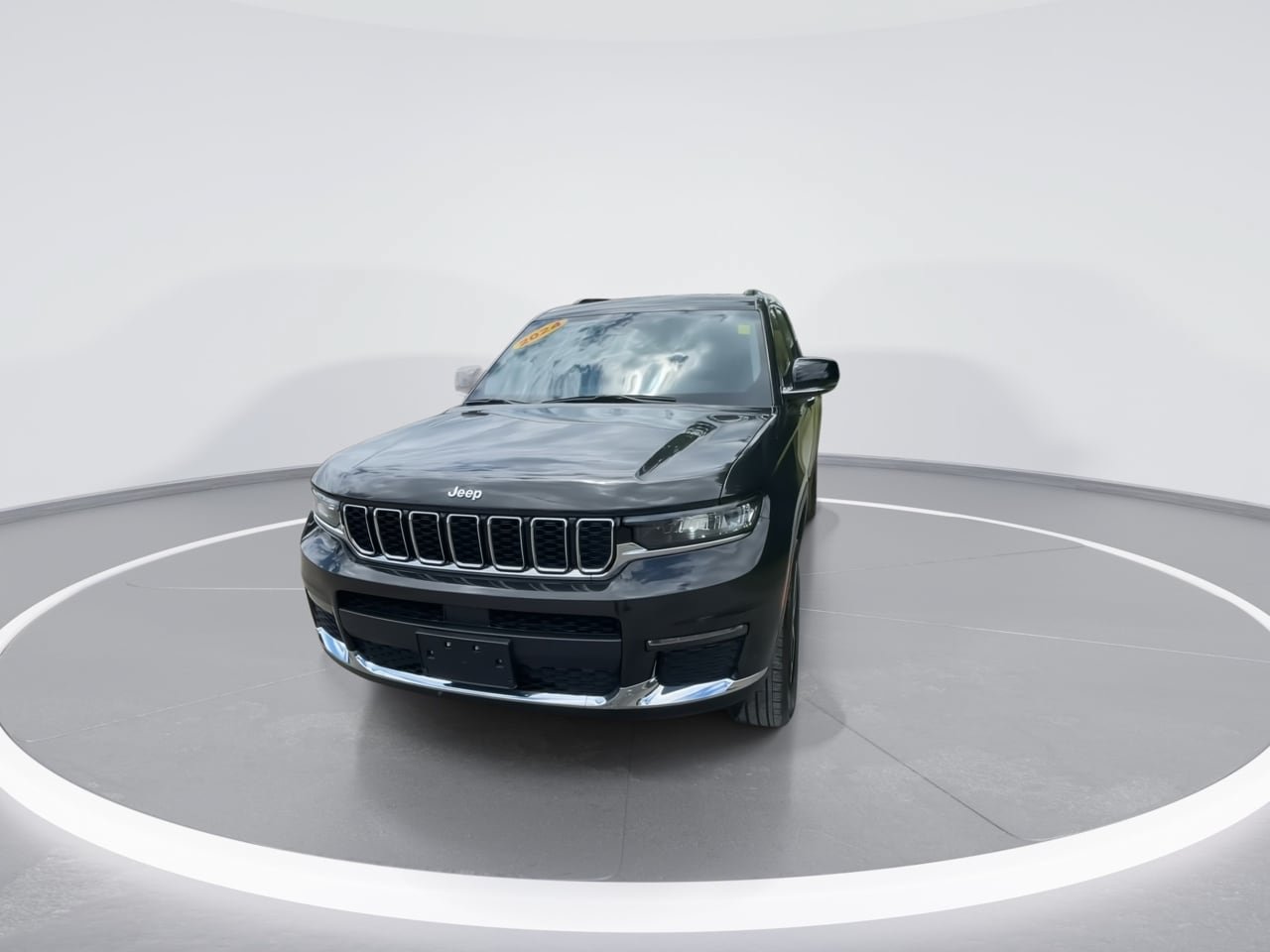 Used 2024 Jeep Grand Cherokee L Limited AWD/4WD image 5