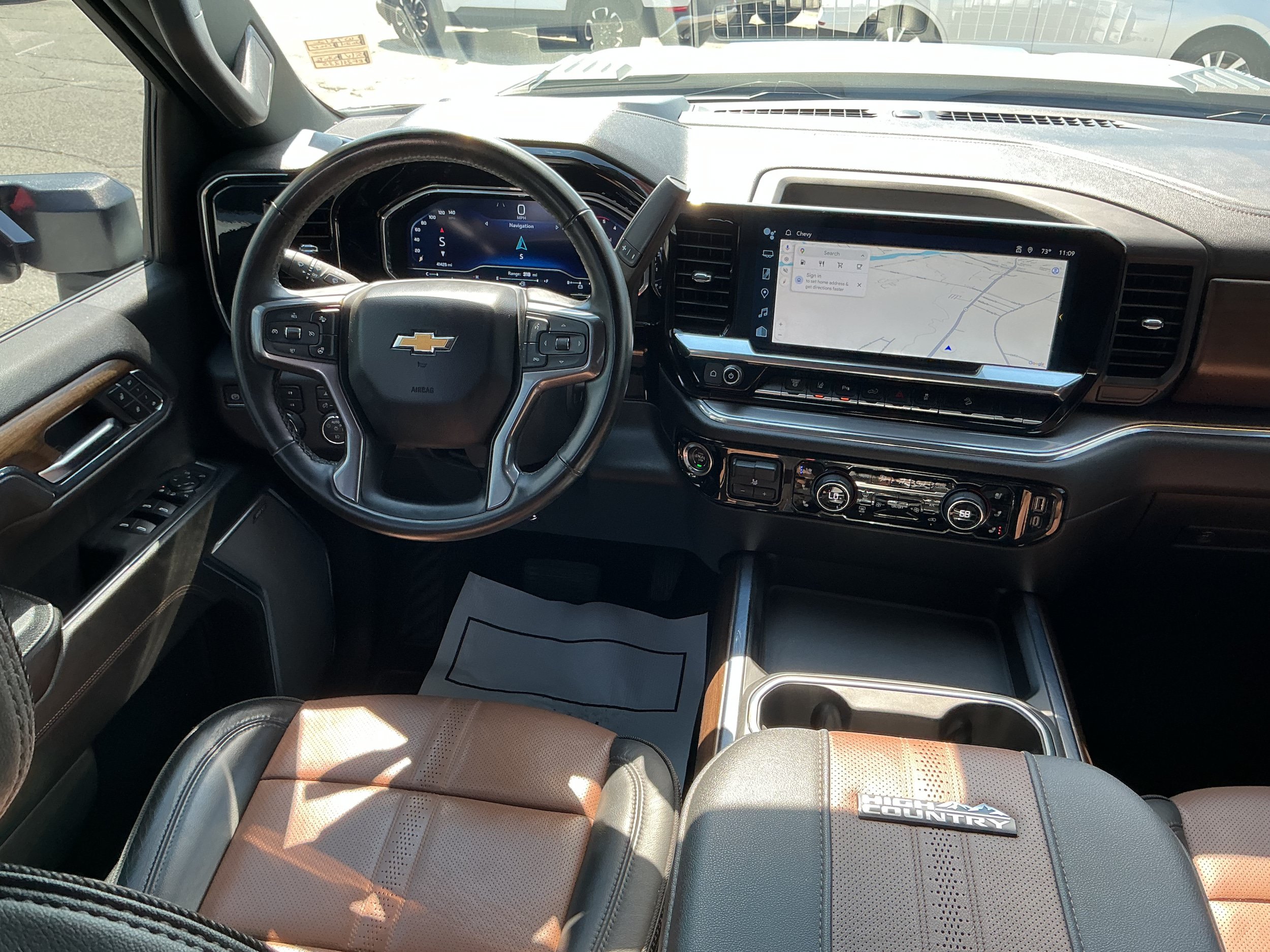 Certified 2024 Chevrolet Silverado 3500 High Country w/ LPO, Dark Essentials Package AWD/4WD image 8