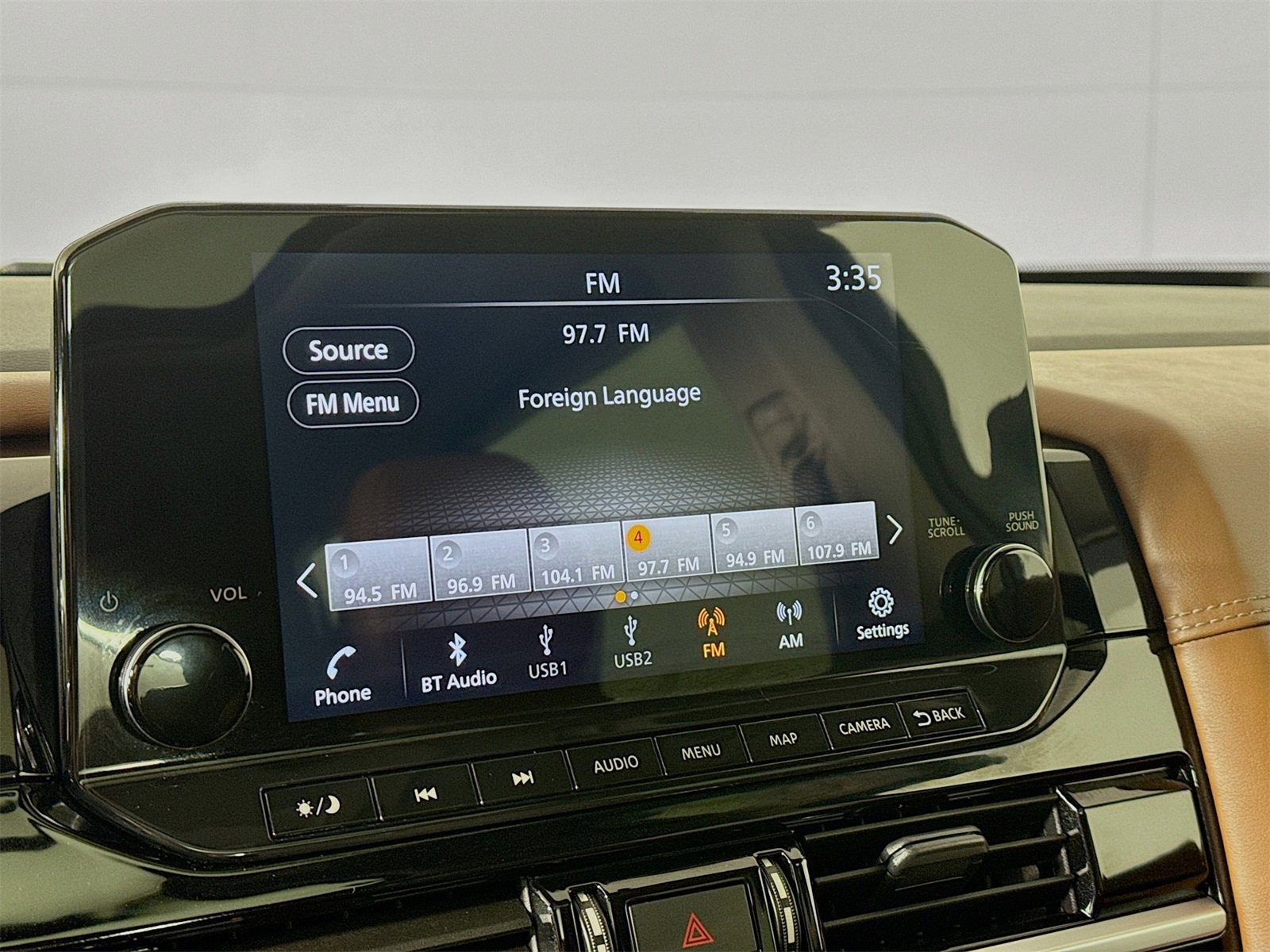 Used 2023 Nissan Pathfinder Platinum image 12