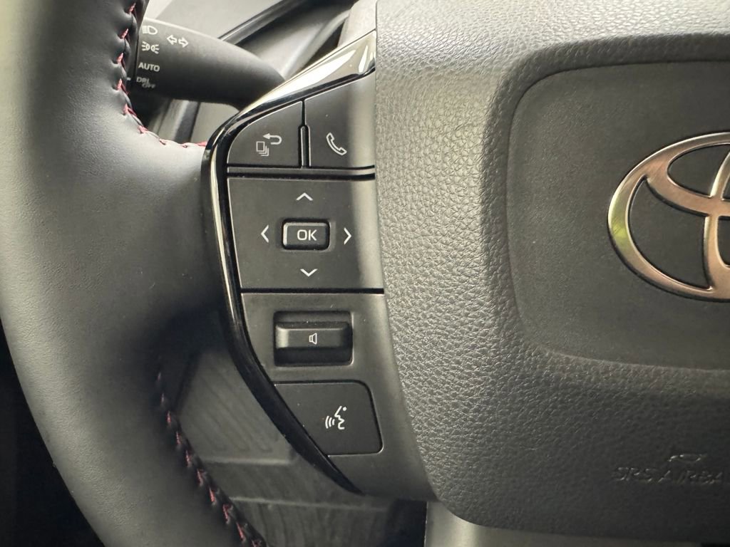 Used 2024 Toyota Prius Prime Premium image 22